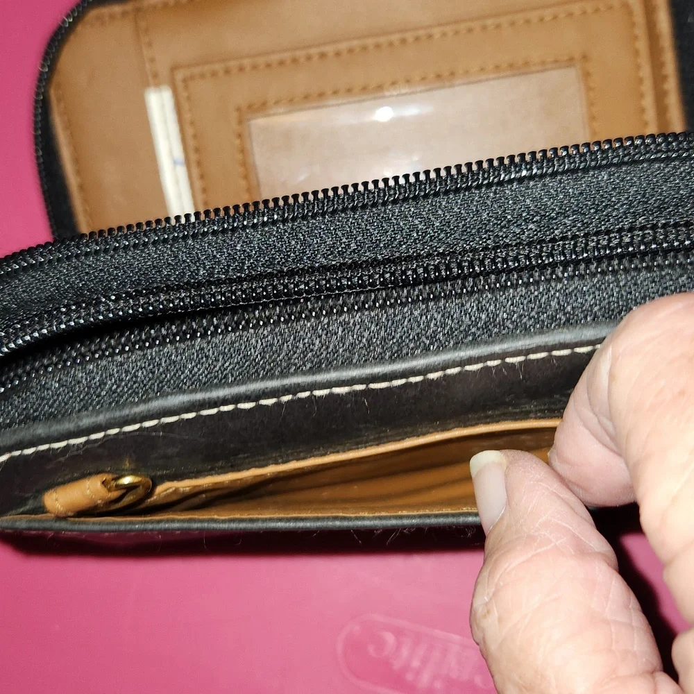 John Weitz stylish durable